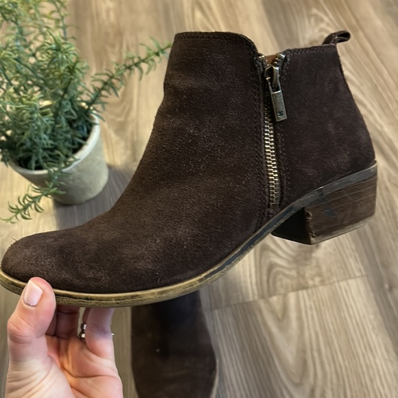 LUCKY BRAND DARK BROWN GENUINE SUEDE LK-BASEL ANKLE BOOTIES SIZE 7.5 - Picture 4 of 10